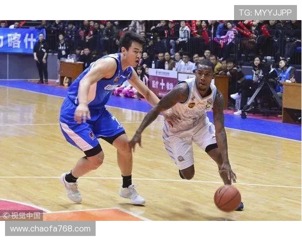 布里奇斯高效发挥全场14投9中 三分球7中6砍下24分助球队获胜